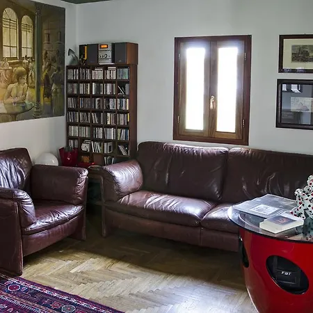 La Torre Di Ro Bed & Breakfast *