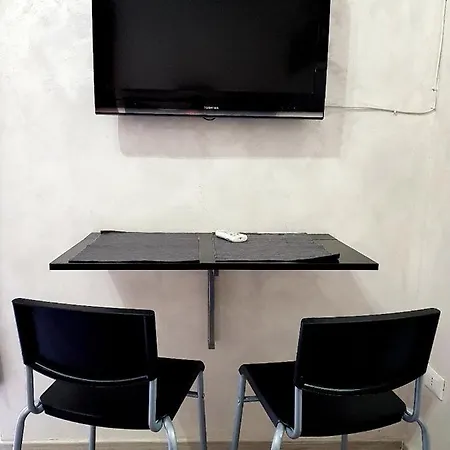 Alojamento de Acomodação e Pequeno-almoço Napoli Central *