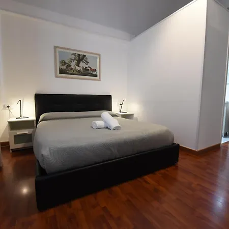 Maison Toledo 210 3* נאפולי