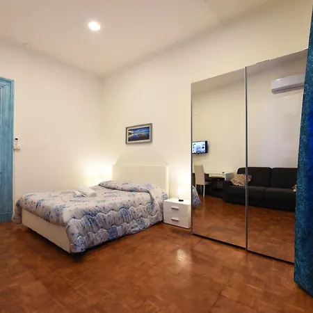 Maison Toledo 210 לינה וארוחת בוקר 3*