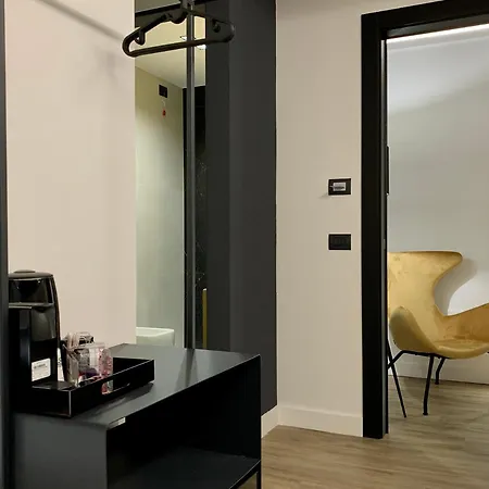 Toledo Boutique نابولي