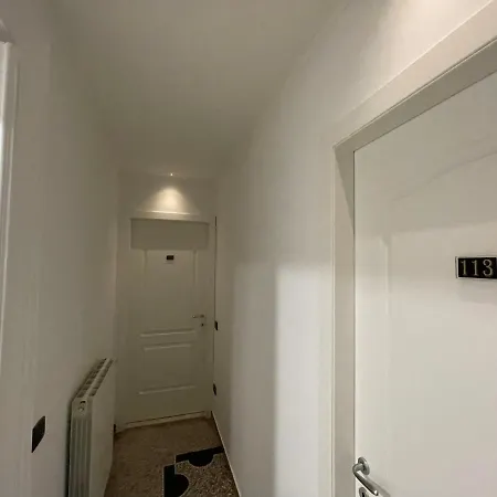 Napoli Central City Guest house