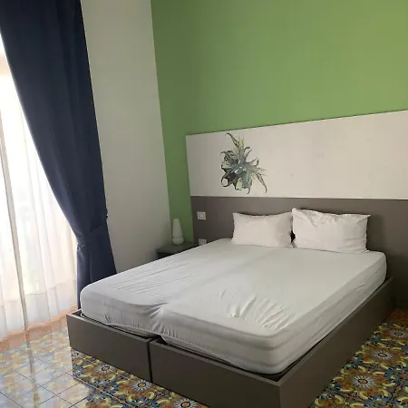 Bed & Breakfast Specchio Di Parthenope 2*