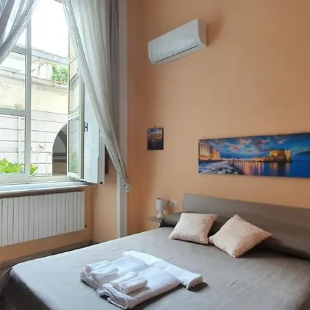 Bed and breakfast Le Vie Del Centro - Nápoles