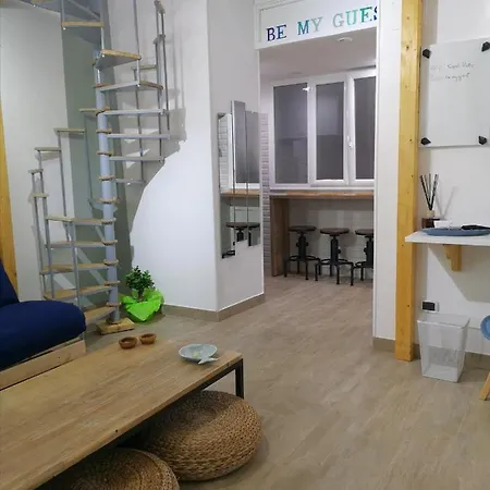 Roots Apartment *