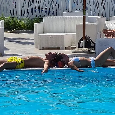 Hotel L'Incanto Pool Club Naples