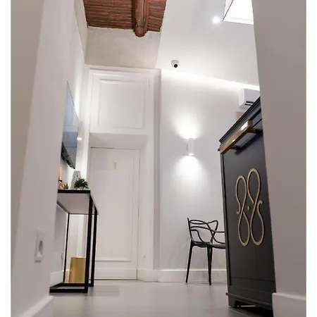 Bed & Breakfast L'infinito 88 *