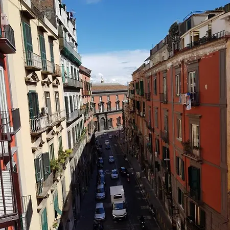 Infrascata Cento Metri Dal Mann Alloggio in famiglia *