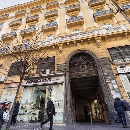 Royal H Umberto I, Centro, By Clapa Group Πανσιόν *