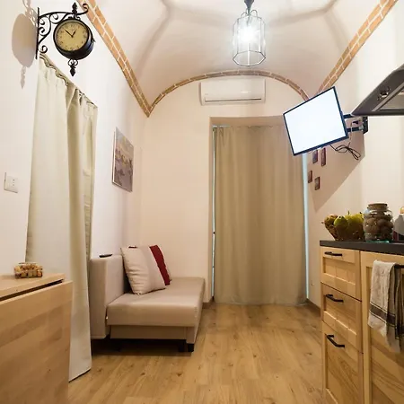 Apartment Neapolis Antica