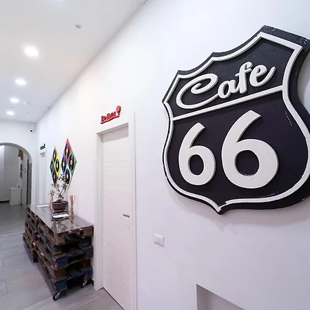 Le 4 Stagioni Dante H Centro, By Clapa Group Naples