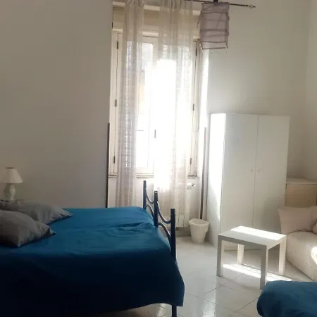 Guest house Palazzo Diomede Carafa #3 *