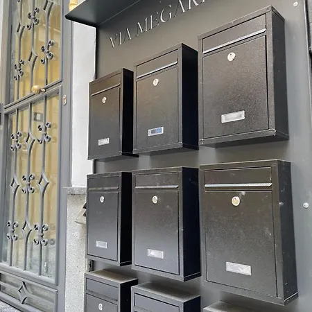 La Casa Di Delia Napoli