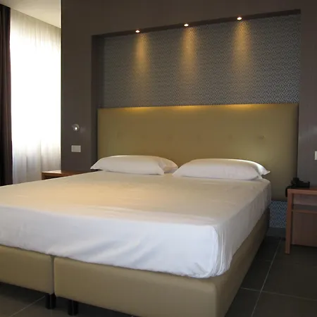 Napolit'amo Medina Hotel 3*