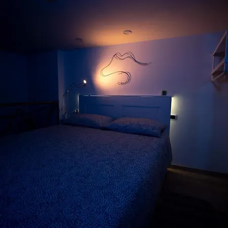 Roots Apartment *