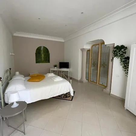 Napule E ... Guest house *