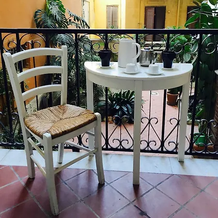 Habita Design Bed & Breakfast Napoli