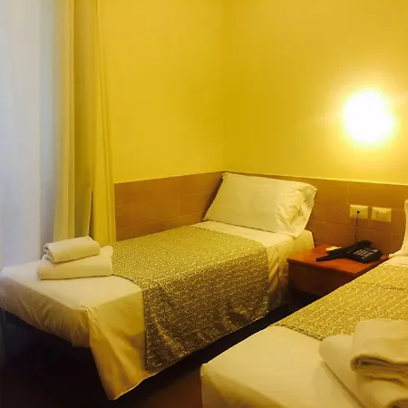 Hotel Ideal Walk