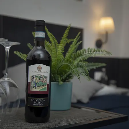 Ideal Walk Hotel Neapol