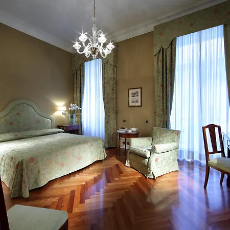 Eurostars Excelsior 4* Неаполь