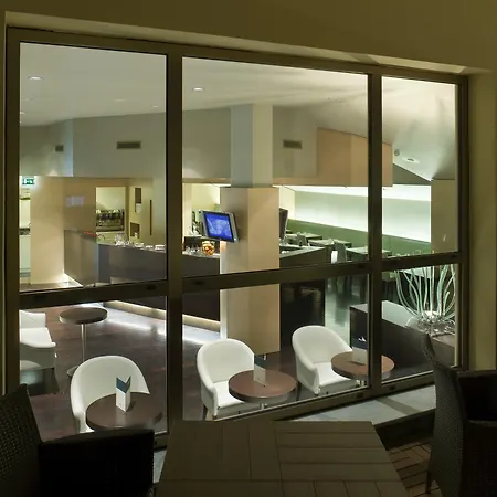Una Hotels Napoli Ξενοδοχείο
