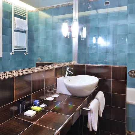 호텔 팔라조 에세드라 나폴리