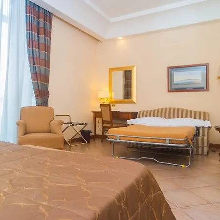 Le Cheminee Business Hotel