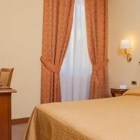 Le Cheminee Business Hotel Naples