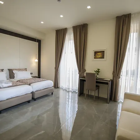 Palazzo Firenze 4* Neapol