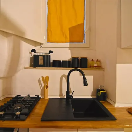 La Dimora Di Artemide Bed & Breakfast *