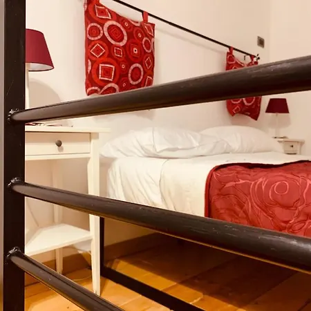 Royal Red Naples