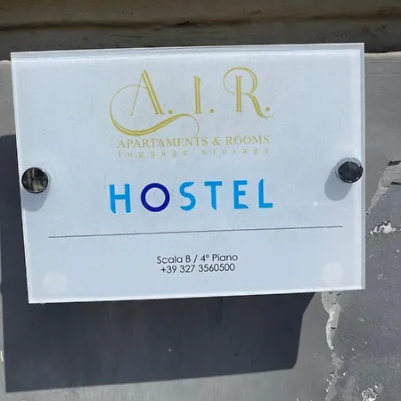 Hostel A I R H1o Neapol