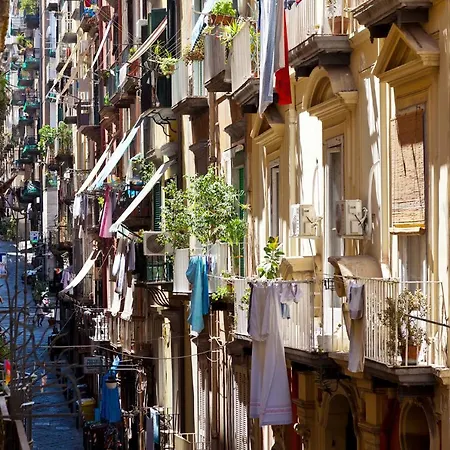 Opera In Via Toledo By Wonderful Italy * Napoli
