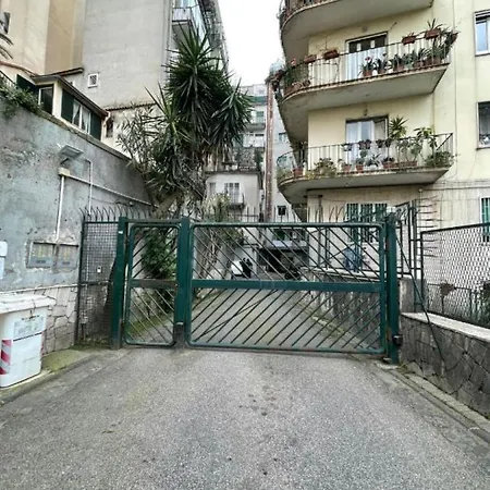 Konukevi Vanvitelli Domus