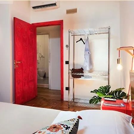 Casa de hóspedes Mansarda Bellini 84
