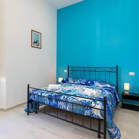 My Brilliant With Jacuzzi 2 Steps From St Toledo Guest house