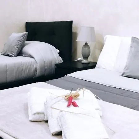Donna Lucia Apartament Neapol