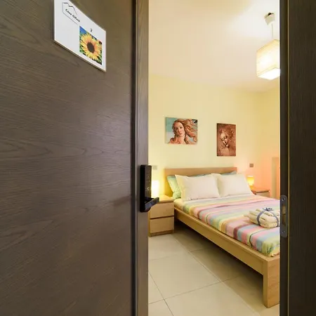 Πανσιόν Casa Gifuni *
