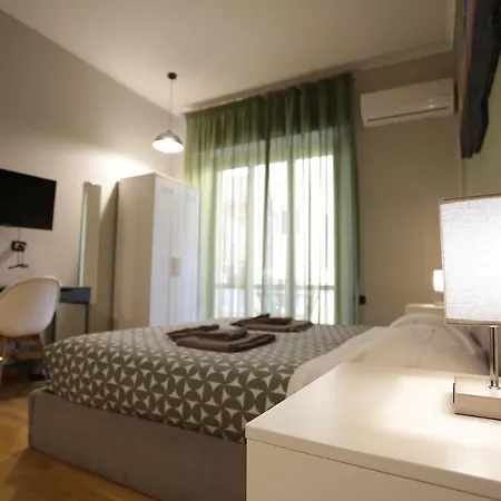 Vomero Maison * Neapol