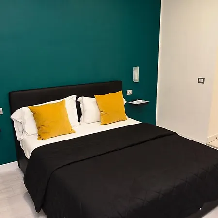 肯尼迪酒店 2* 那不勒斯