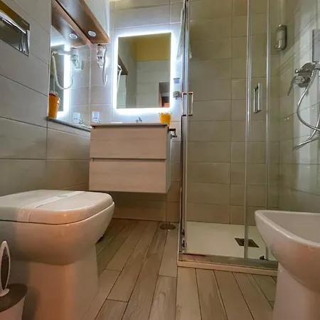 Napule E ... Guest house Naples