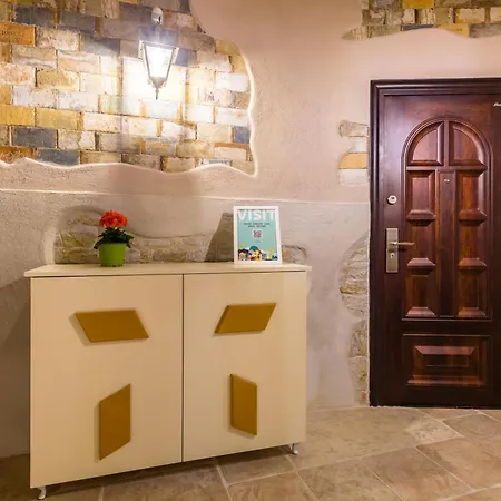 Gelso Complex And Flat By Napoliapartments Apartment Neapel