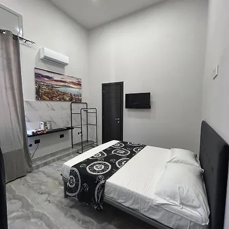 Foria House Valentino * Naples