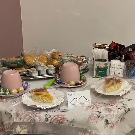 Guest house Napule E ... Naples