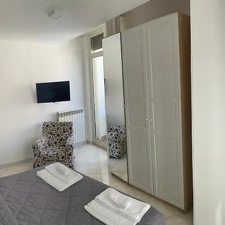 Casa de hóspedes Tuanis Nápoles