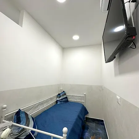 Mammefigl House *