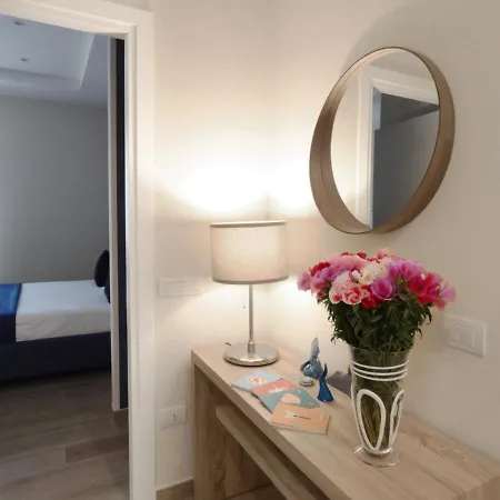Appartement Salotto Vomero 7 Napels