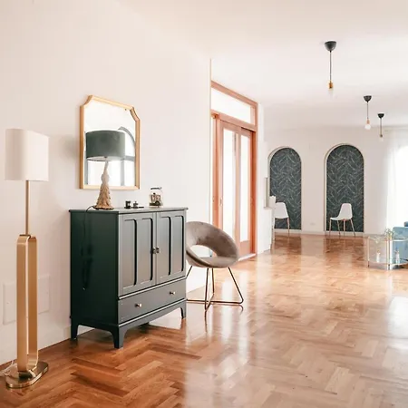 Vista By Casa Napoletana Appart hôtel *