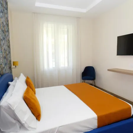 Salotto Vomero 7 Appartement Napels