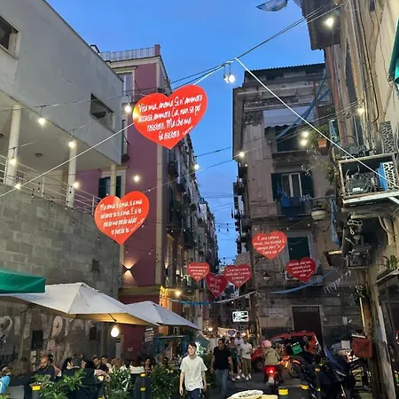 La Vie Est Belle Daire Napoli